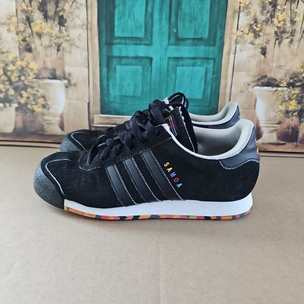 Adidas Limited Edition US Size 6 Sneaker Shoe